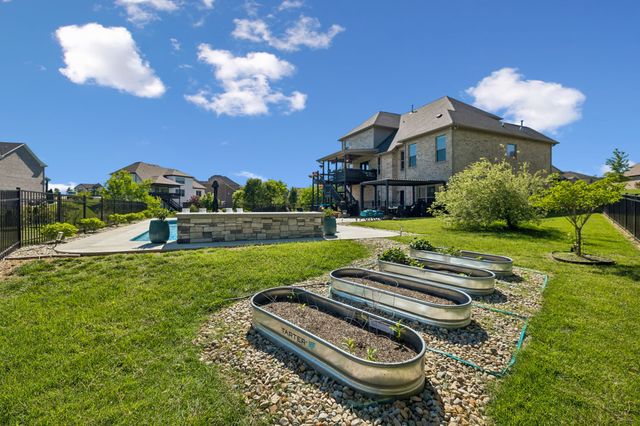 1153 Warlander Way, Gallatin, TN 37066