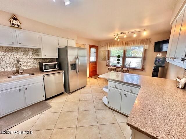 20 Gillen Drive, Parlin, NJ 08859