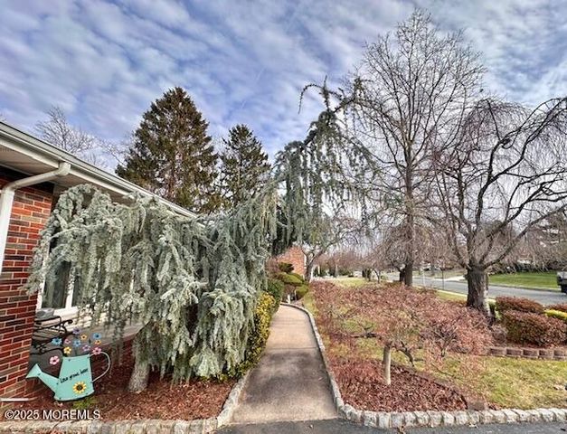 20 Gillen Drive, Parlin, NJ 08859