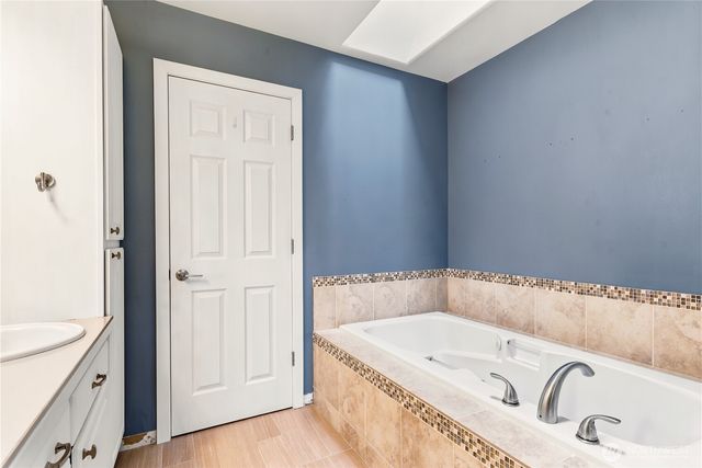 7541 58th Avenue NE, Olympia, WA 98516