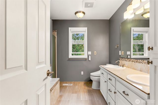 7541 58th Avenue NE, Olympia, WA 98516