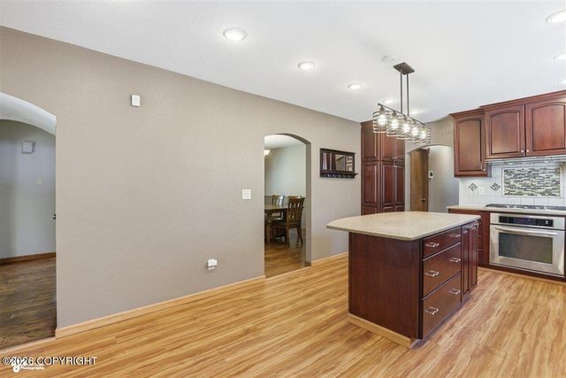 13340 Bainbridge Road, Anchorage, AK 99516