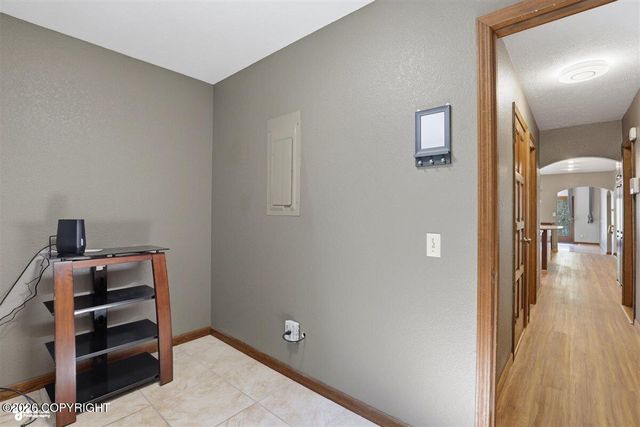 13340 Bainbridge Road, Anchorage, AK 99516