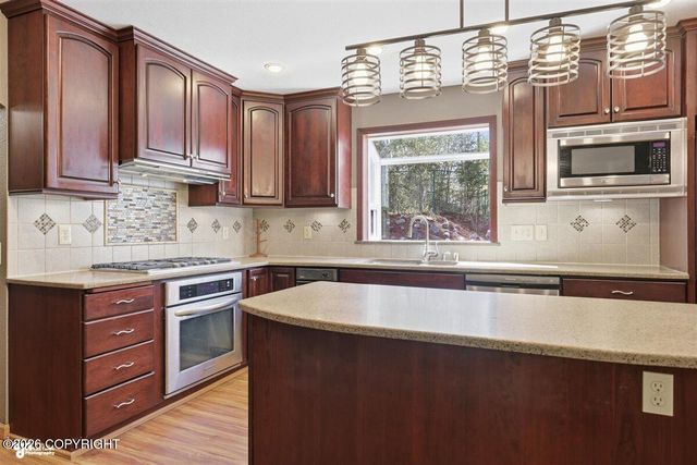 13340 Bainbridge Road, Anchorage, AK 99516