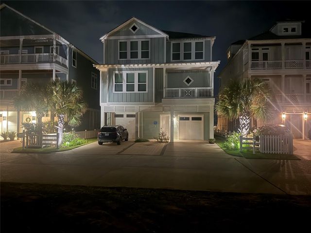 3827 Sea Breeze Lane, Galveston, TX 77554