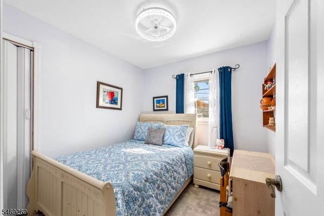 133 Durban Ave, Hopatcong Boro, NJ 07843