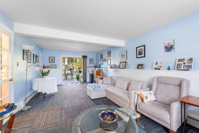 133 Durban Ave, Hopatcong Boro, NJ 07843