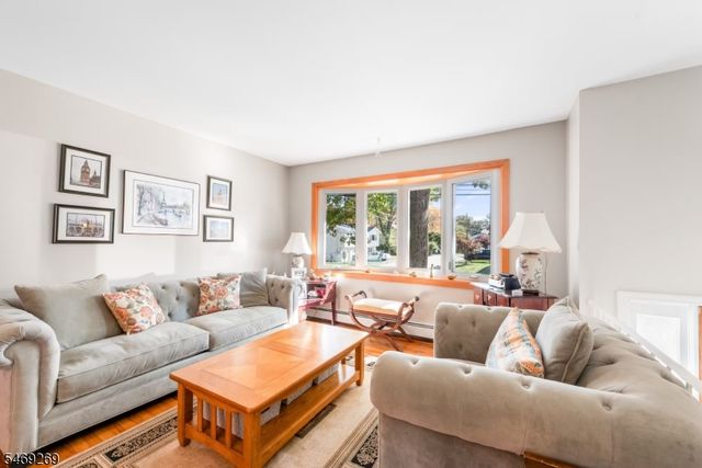 133 Durban Ave, Hopatcong Boro, NJ 07843
