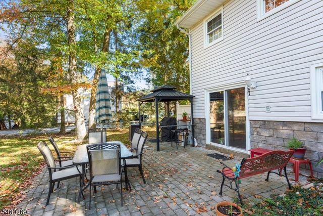 133 Durban Ave, Hopatcong Boro, NJ 07843