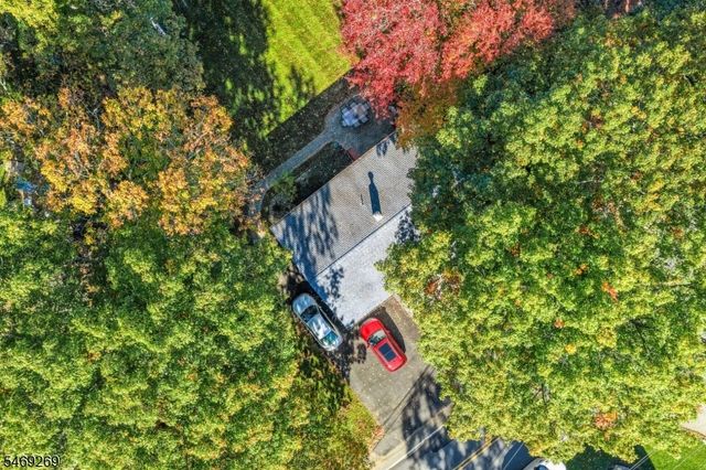 133 Durban Ave, Hopatcong Boro, NJ 07843