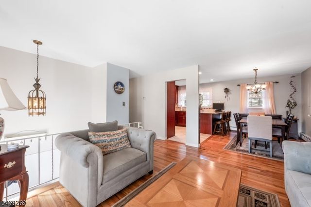 133 Durban Ave, Hopatcong Boro, NJ 07843