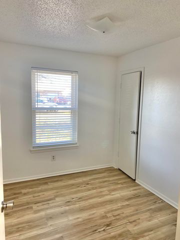 2128 74th Street, Lubbock, TX 79423