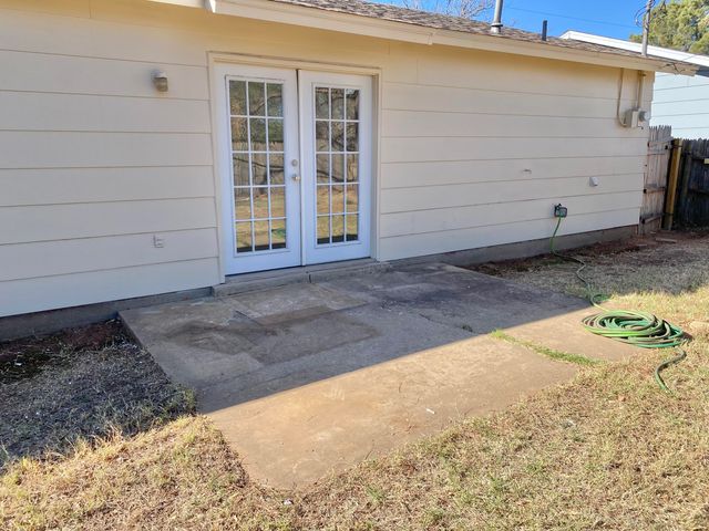 2128 74th Street, Lubbock, TX 79423