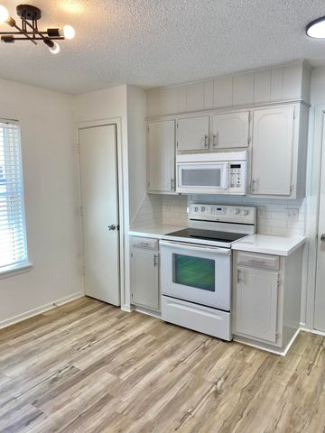 2128 74th Street, Lubbock, TX 79423