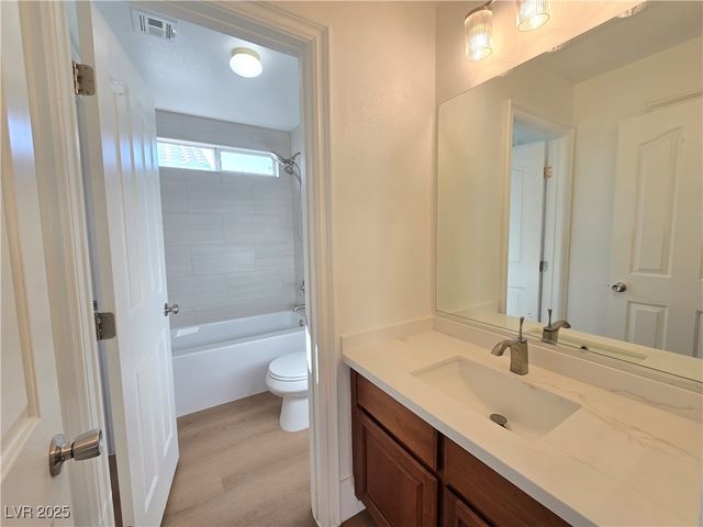 8526 Treasure Trove Street, Las Vegas, NV 89123