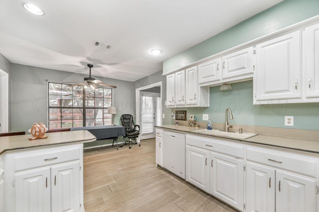 6515 MICHELLE Drive, Amarillo, TX 79109