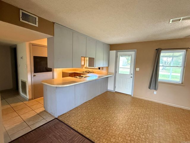 501 Maple Dr., Camden, AR 71701