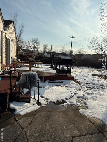 30509 Townley Street, Madison Heights, MI 48071