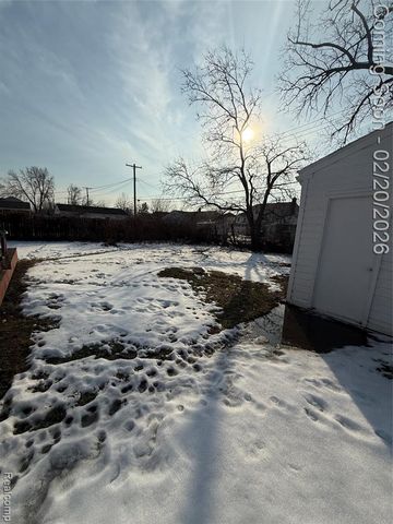 30509 Townley Street, Madison Heights, MI 48071