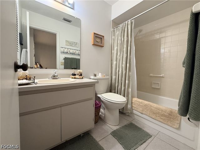 1339 SE 46th LN 8, Cape Coral, FL 33904
