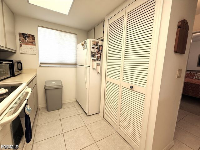 1339 SE 46th LN 8, Cape Coral, FL 33904