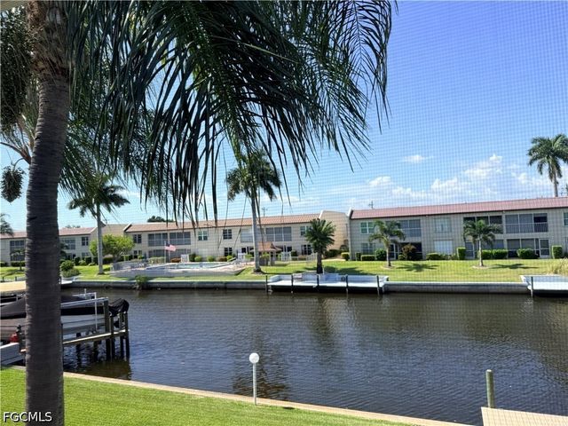 1339 SE 46th LN 8, Cape Coral, FL 33904