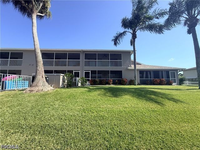 1339 SE 46th LN 8, Cape Coral, FL 33904