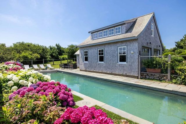 64 Squibnocket Farm Rd, Chilmark, MA 02535