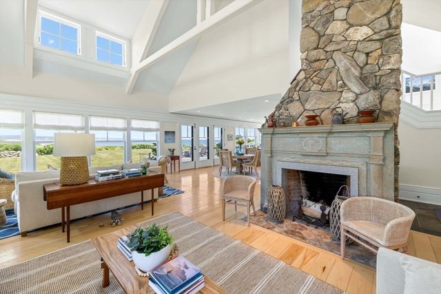 64 Squibnocket Farm Rd, Chilmark, MA 02535
