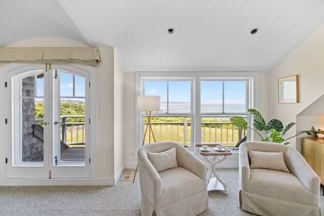 64 Squibnocket Farm Rd, Chilmark, MA 02535