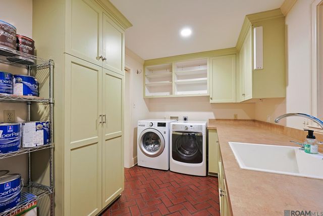 931 Woodstone Dr, Baton Rouge, LA 70809