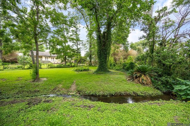 931 Woodstone Dr, Baton Rouge, LA 70809