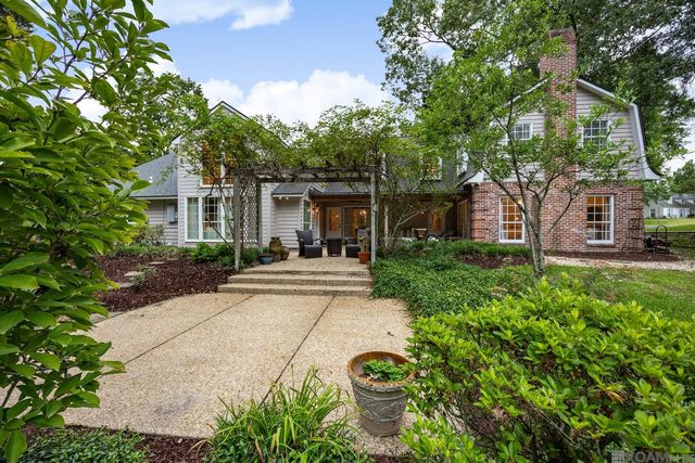 931 Woodstone Dr, Baton Rouge, LA 70809