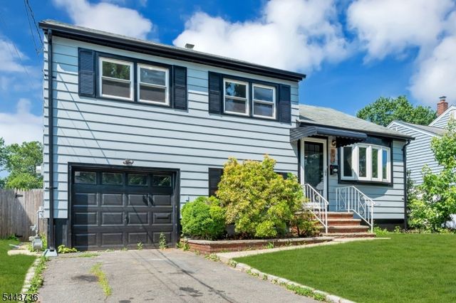 392 Lower Alden Dr, Rahway City, NJ 07065