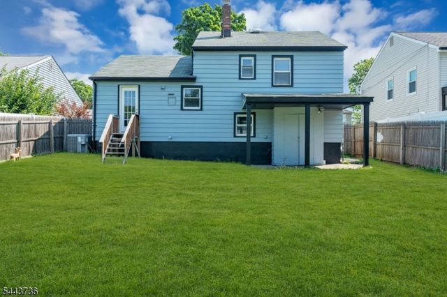 392 Lower Alden Dr, Rahway City, NJ 07065