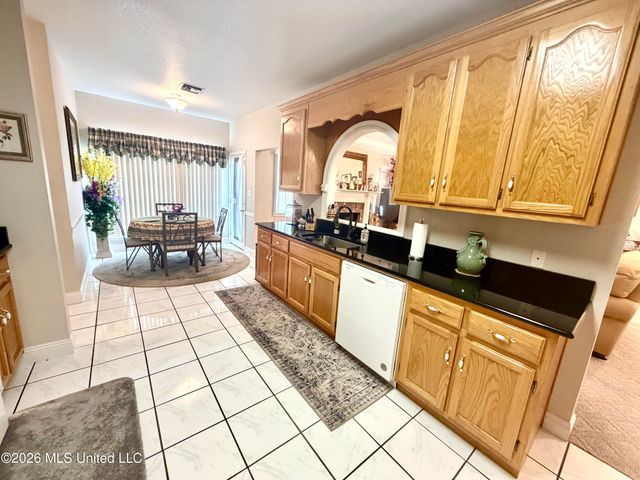 2021 Parkview Drive, Gautier, MS 39553