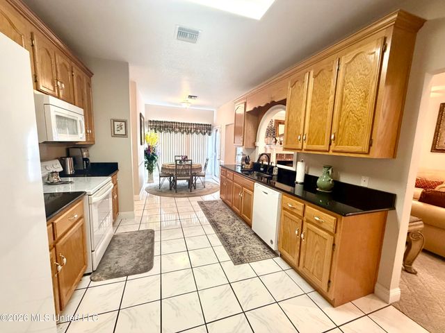 2021 Parkview Drive, Gautier, MS 39553