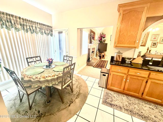 2021 Parkview Drive, Gautier, MS 39553