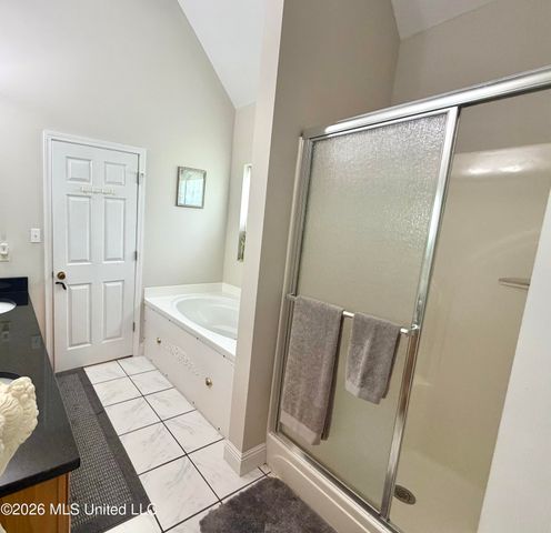 2021 Parkview Drive, Gautier, MS 39553