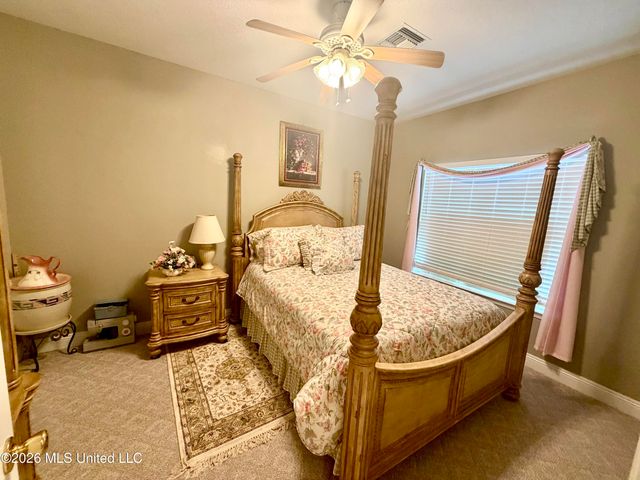 2021 Parkview Drive, Gautier, MS 39553