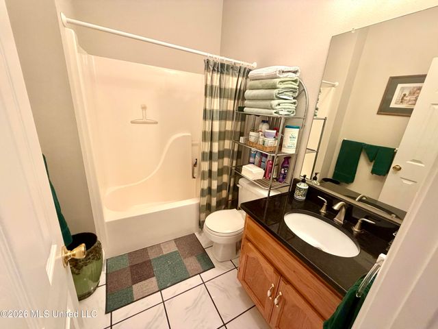 2021 Parkview Drive, Gautier, MS 39553