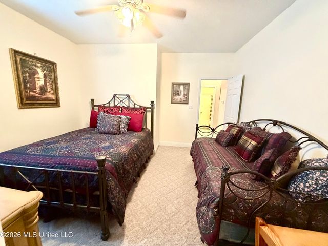 2021 Parkview Drive, Gautier, MS 39553