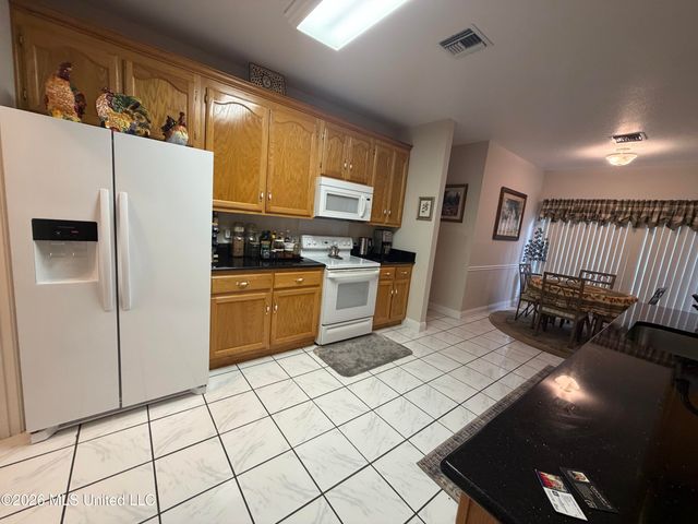 2021 Parkview Drive, Gautier, MS 39553