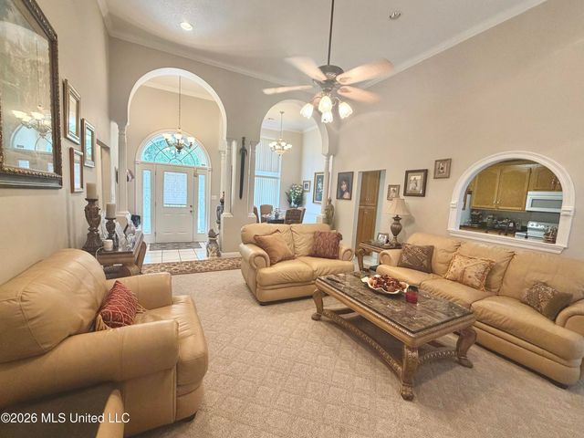 2021 Parkview Drive, Gautier, MS 39553