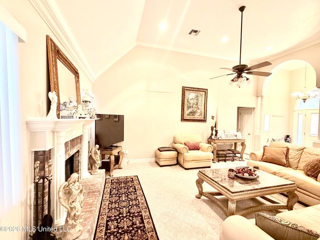 2021 Parkview Drive, Gautier, MS 39553
