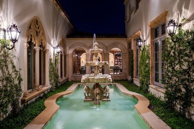 790 S County Road, Palm Beach, FL 33480