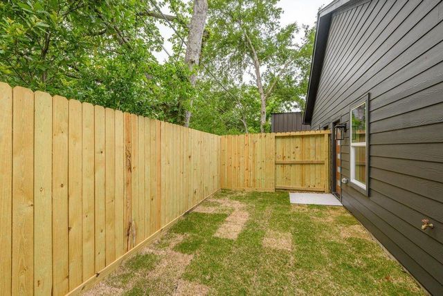 5921 Mountwood Street, Houston, TX 77091