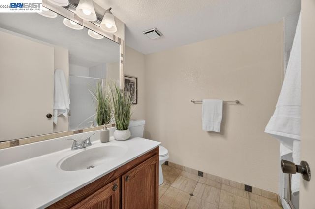 3964 Sitting Bull Way, Antelope, CA 95843