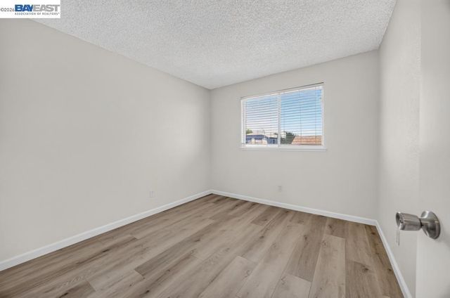3964 Sitting Bull Way, Antelope, CA 95843