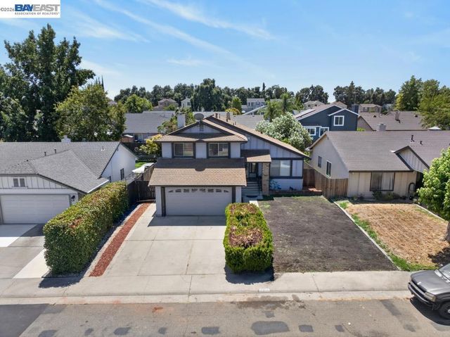 3964 Sitting Bull Way, Antelope, CA 95843